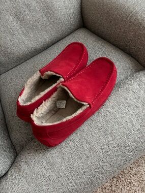 Ugg slippers